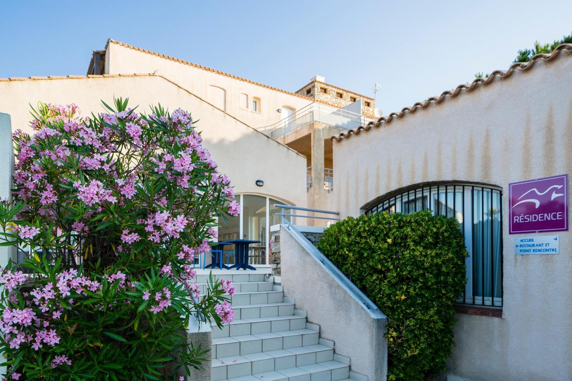 Aparthotel Ulvf Les Romarins Fleury  Exteriér fotografie